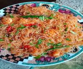 BIHUN GORENG AYAM